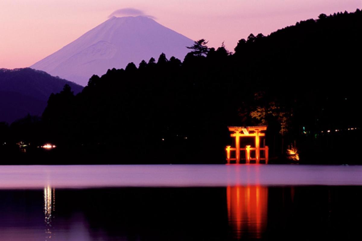 New Open『天然温泉』芦ノ湖畔の完全貸切別荘 Hakone Zewnętrze zdjęcie